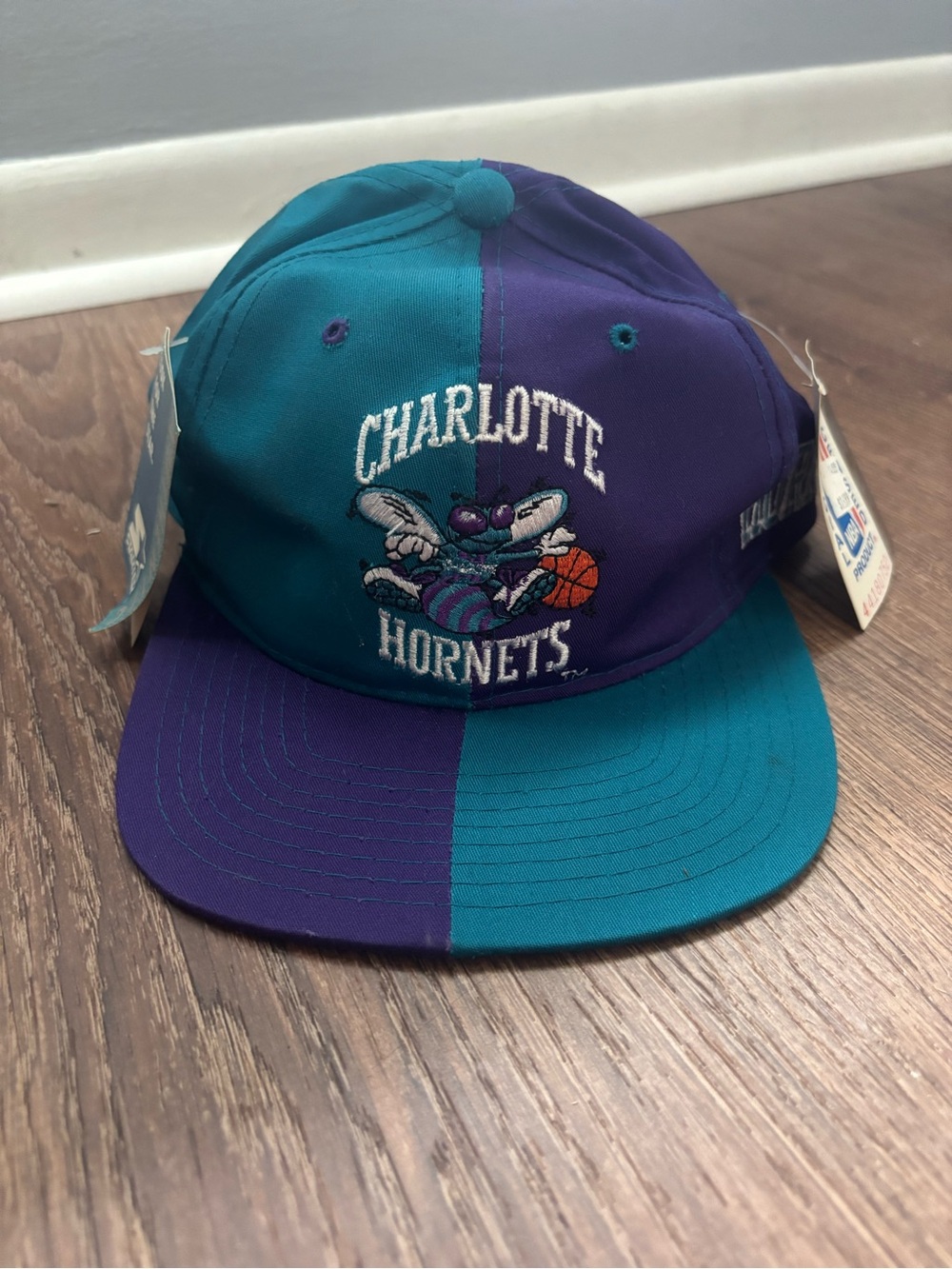 VTG Charlotte Hornets Starter Hat Cap NWT 90s Split Teal Purple Snapback NBA